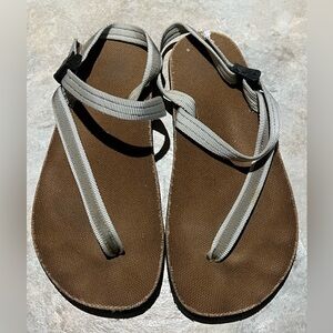 Earth runners grounding sandals